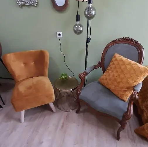 Nummer 1 Konukevi Sommelsdijk