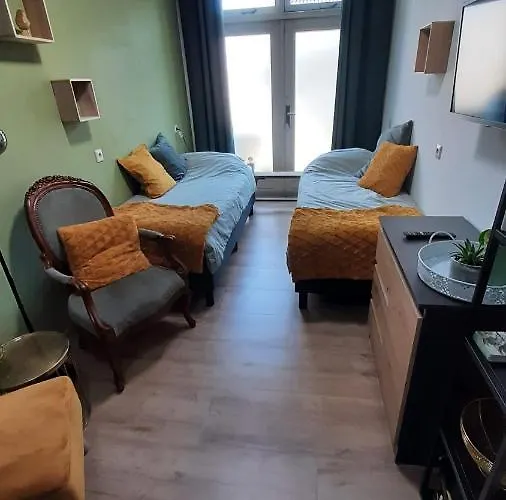 Konukevi Nummer 1 3*