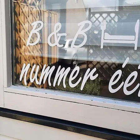 Bed & Breakfast Nummer 1 Sommelsdijk